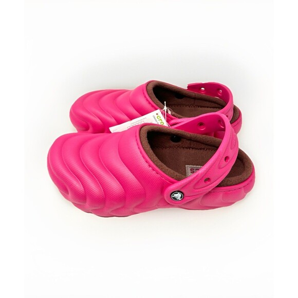 CROCS Shoes - NWT Crocs Classic Lined Overpuff Clog Pink Dragon Fruit Women’s 10 Men’s 9 Shoe